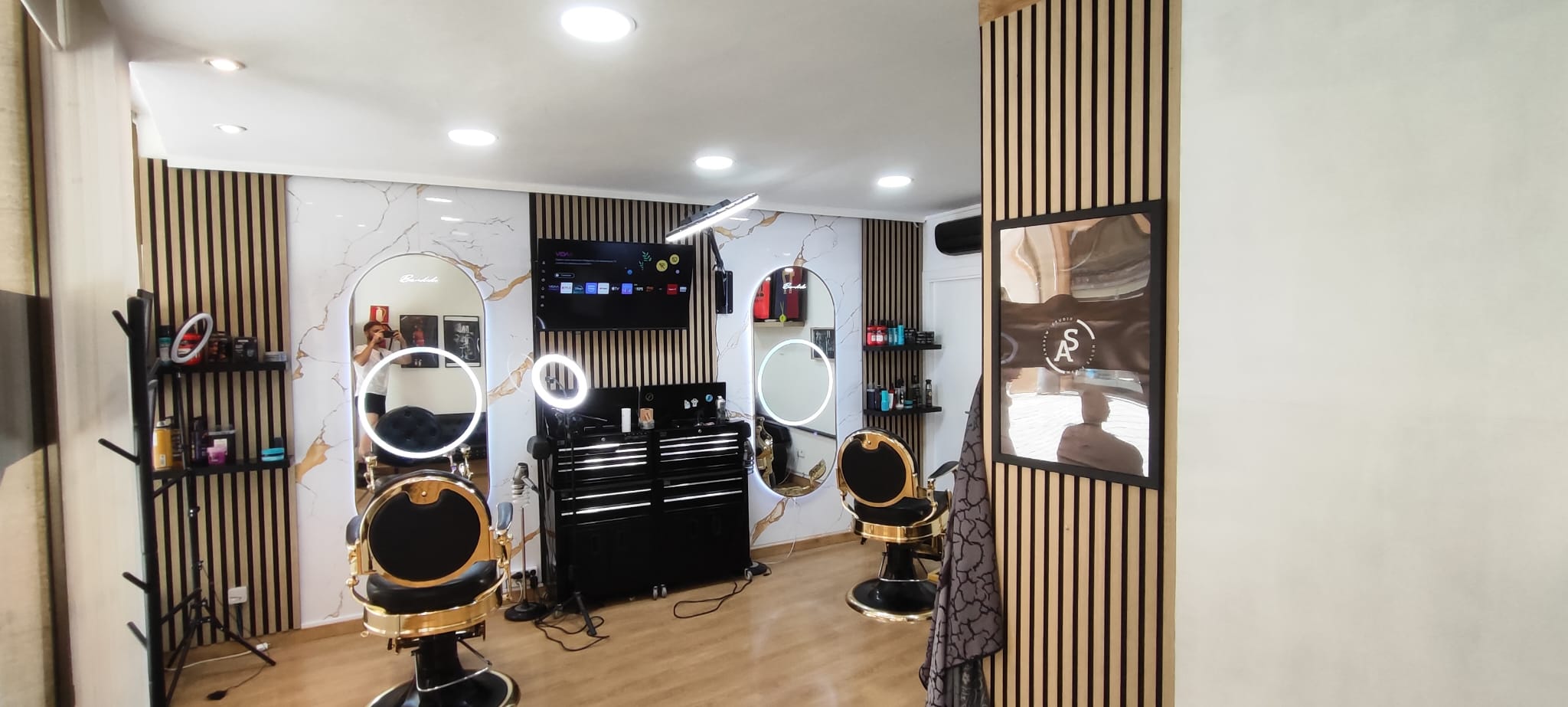 Zona principal de corte de Andrew Salon